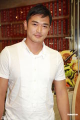 组图：《怒火街头2》大结局 胡杏儿曹永廉聚餐