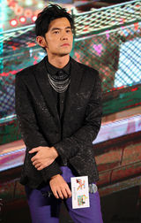 组图：《天台》发布会 周杰伦携女主角首次亮相