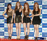 组图：少女时代等众星亮相2012梦想演唱会红毯