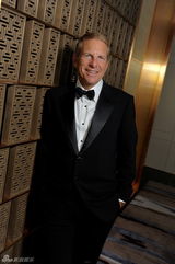 高清图：李玟婚礼内场照曝光 纯白婚纱显梦幻