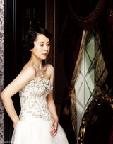 高清图：海清婚纱写真成熟优雅 演绎待嫁幸福新娘