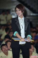 组图：汪东城曾沛慈亮相新剧发布会 汪东城自曝渴望谈恋爱