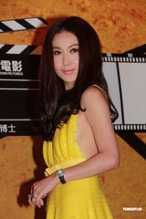 组图：任达华惠英红温碧霞加盟英皇电影艺人部