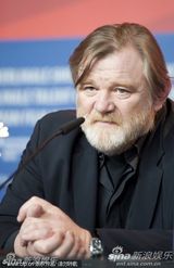 高清图：《看守员》发布会 布莱丹-格里森微笑致意