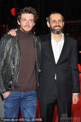 幻灯：电影节主席捧场《如何结束这个夏天》首映