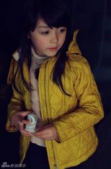 组图：5岁小萝莉走红微博 小天使萌化网友心