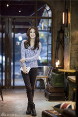 组图：江语晨最新封面大片 画面唯美显浪漫情怀