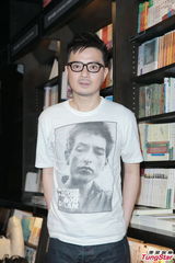 组图：何韵诗黄耀明亮相座谈会 大谈乐坛与工作