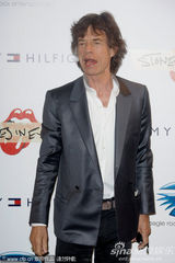 幻灯图集：《放逐的石头》亮相 滚石主唱贾格尔助阵