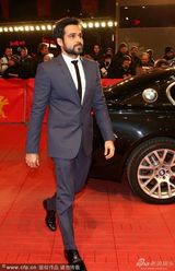 组图：《黑血》首映 导演斯鲁奇尔坐轮椅亮相