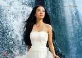 高清组图：章子怡代言铂金 白裙清纯长发飘逸