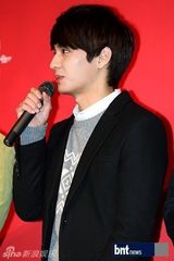 组图：JYJ俊秀与李珉廷宋允儿等助阵孙艺珍新片