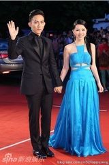 组图：《我是歌手2》首发7位歌手私照揭秘