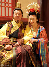 幻灯图：柳岩撩起刘海演王妃 新形象亮相《杨贵妃》