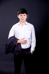 组图：郭家铭最新写真演绎半熟男路线