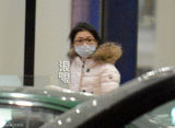 组图：丁丁素颜戴口罩深夜独自回京