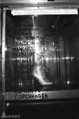 组图：碧昂斯巡演花絮曝光 渔网袜撅性感翘臀