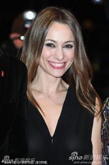 高清组图：《六楼的女人》首映礼 娜塔丽娅深V惊艳 