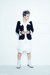 高清组图：韩新男团VIXX写真冷酷表情大摆POSE