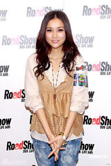 幻灯图：谢安琪呼吁环保 直言一向饮食清淡