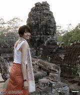 高清组图：梁咏琪旅行写真 展纽约越南风情 