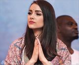 组图：环球小姐奥利维亚涉嫌玷污泰姬陵遭指控