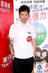 高清组图：张继聪谢雪心珈颖出席活动当评审