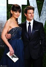 高清图：汤姆-克鲁斯携爱妻凯蒂亮相奥斯卡派对