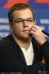 组图：《应许之地》发布会 马特-达蒙人气高