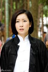 组图：秦海璐英姿飒爽领衔抗战大戏