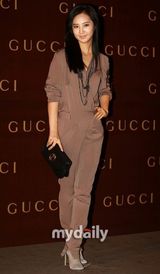 组图：韩彩英崔智友等出席时尚品牌发布会