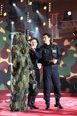 组图：《八仙过海》走进北京巡特警总队共迎新春