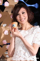 组图：林凡携新专辑归来 变美亮相否认整形