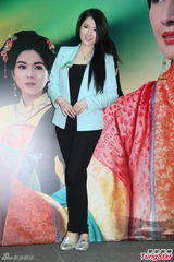 组图：关咏荷不会刻意再造人 朱晨丽否认整容