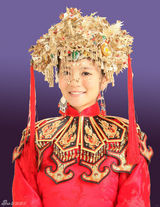 组图：《边关烽火情》主演定妆照