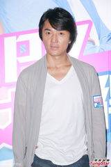 组图：郑伊健不心急求子 阿Sa(蔡卓妍)望出国进修