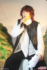 组图：金长勋赞萧敬腾成名后人品未变