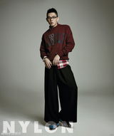 高清图：韩星刘亚仁时尚写真个性前卫