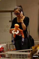 高清组图：杜晓婷购物中心采购被拍