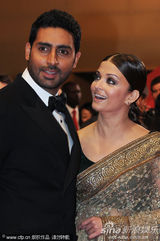 幻灯图集：北野武新片首映 宝莱坞第一美女捧场