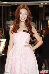 组图：许志安新年狂吃发福 大赞郑秀文煮菜厉害