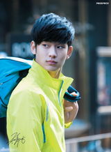 高清组图：金秀炫携金妍儿拍写真灿烂笑容阳光可爱