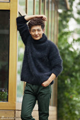 组图：郭京飞初春暖男街拍韩范儿十足