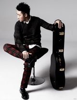 组图：梁晓雪登时装杂志 首唱会预售门票售罄