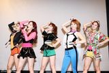 高清组图：韩女团Girl’sDay专辑首唱会甜美可爱