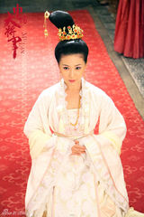 组图：《巾帼大将军》热播 刘梓妍十套华服盘点