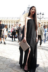 组图：郭碧婷淡雅从容绽放浪漫巴黎