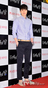 组图：朴振英SEVEN等捧场《两个月亮》