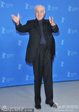 高清组图：阿明-缪勒-斯塔尔现身 被授予终身成就奖