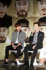 独家高清：《观相》大牌云集 李钟硕首演古装戏